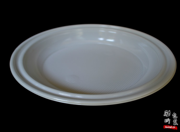 白色塑料托盘